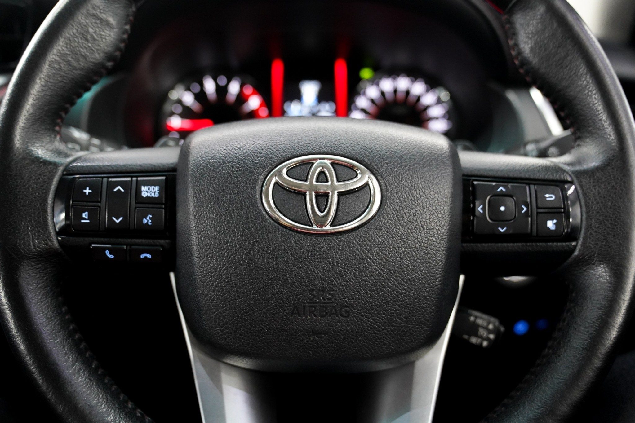 2016 TOYOTA FORTUNER 2.8 TRD SPORTIVO AT