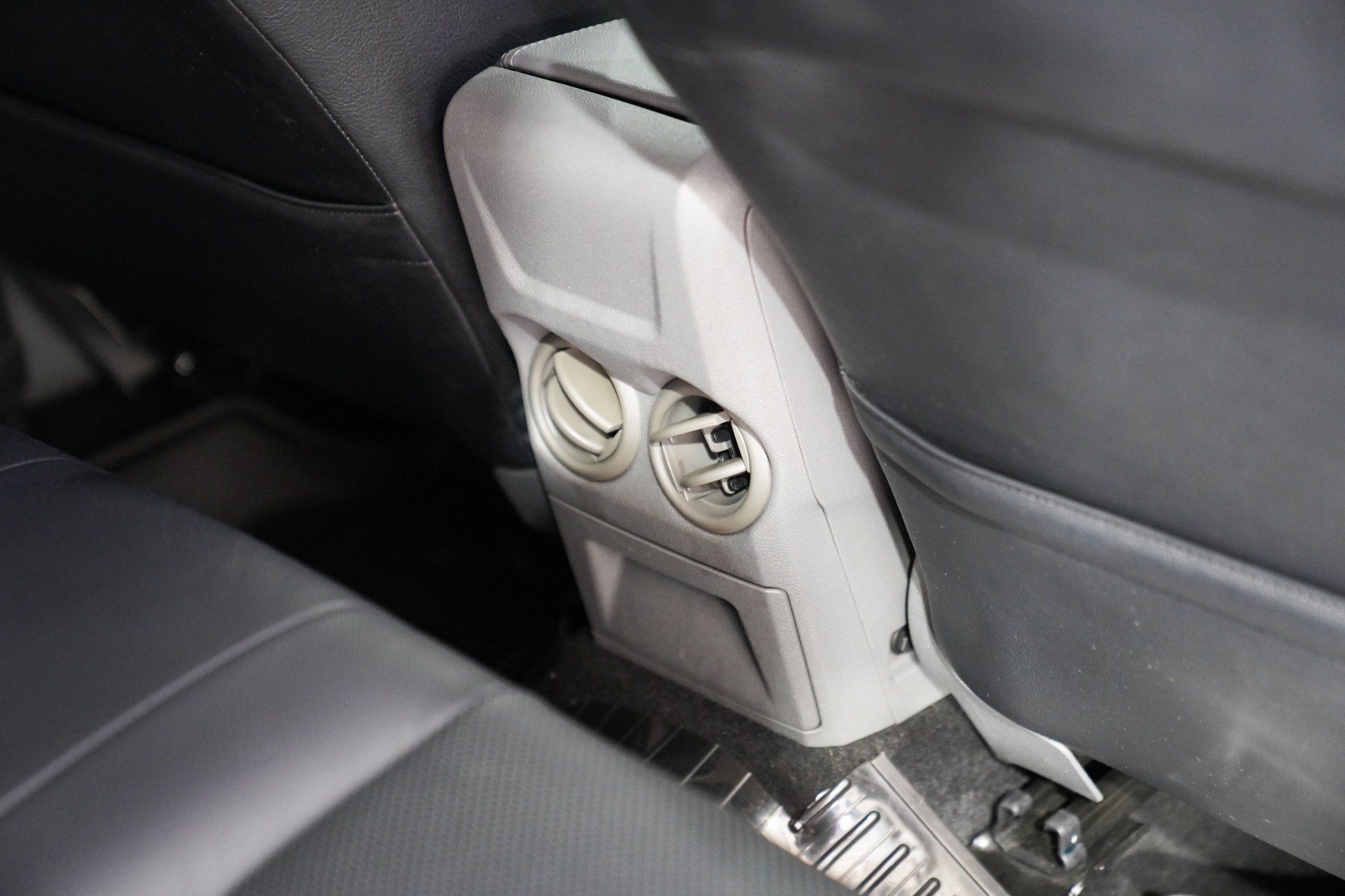 FORD FOCUS 2.0 S AT