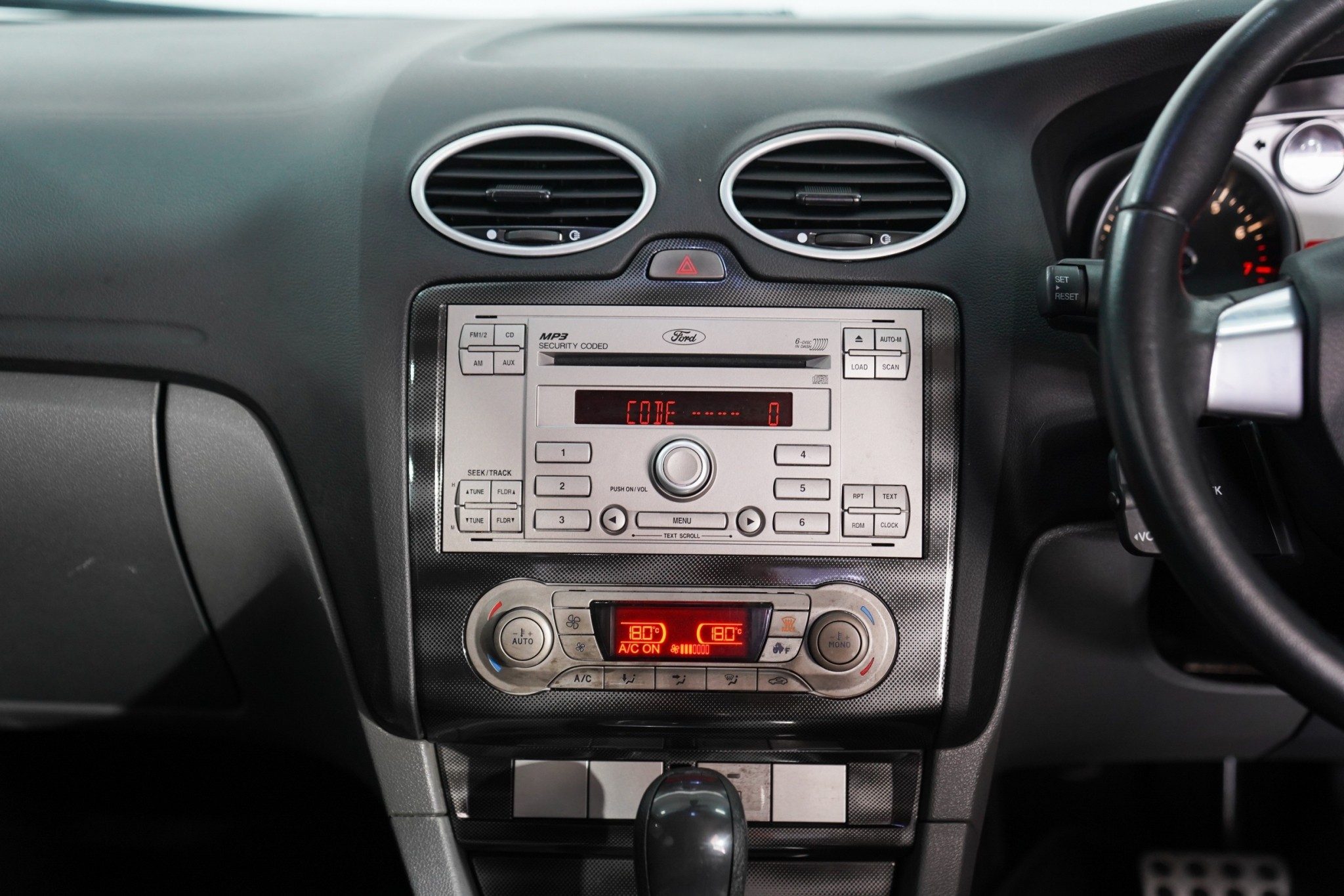 FORD FOCUS 2.0 S AT