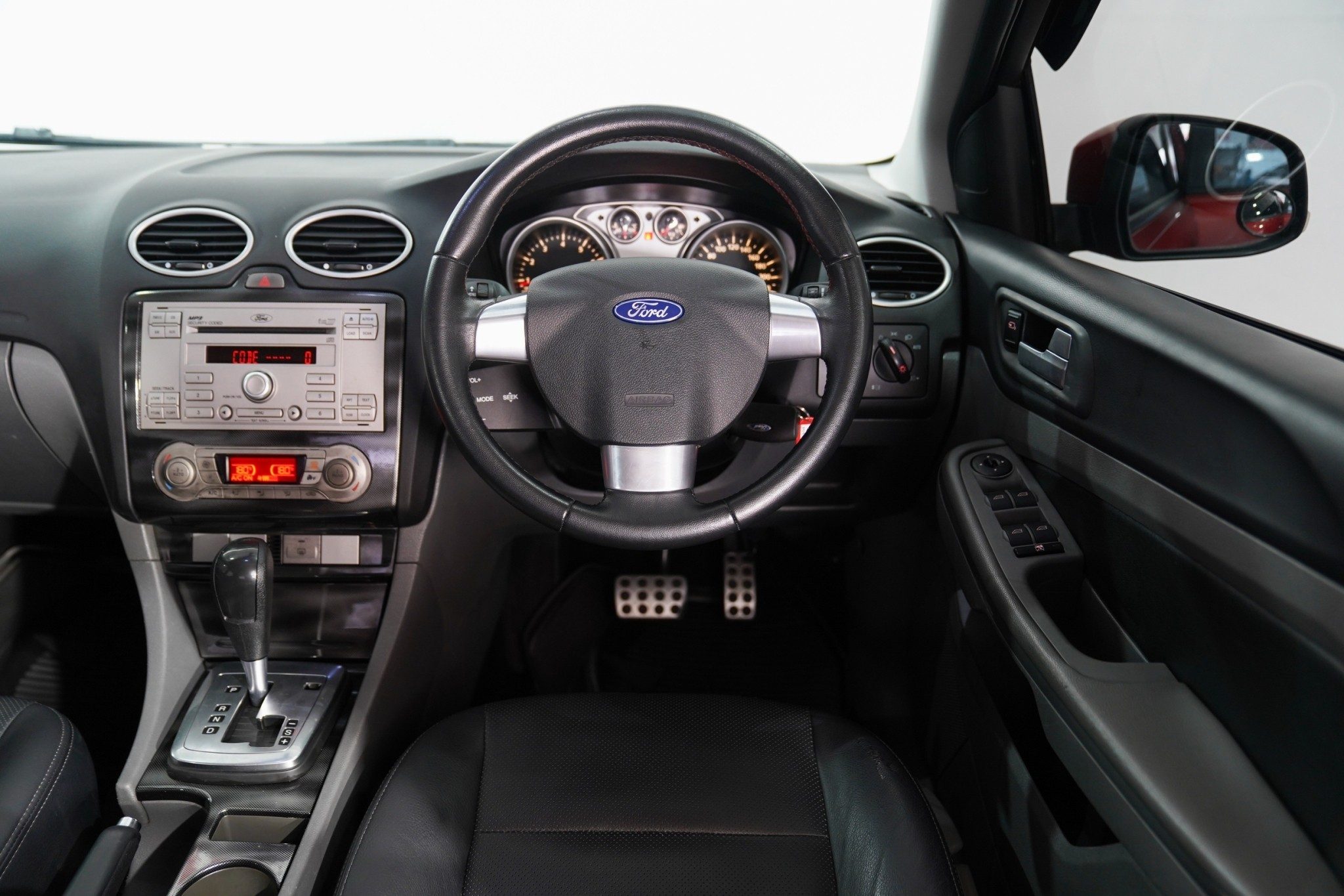 FORD FOCUS 2.0 S AT