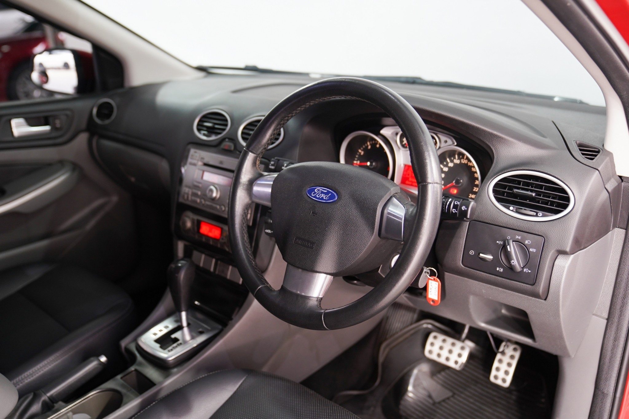 FORD FOCUS 2.0 S AT