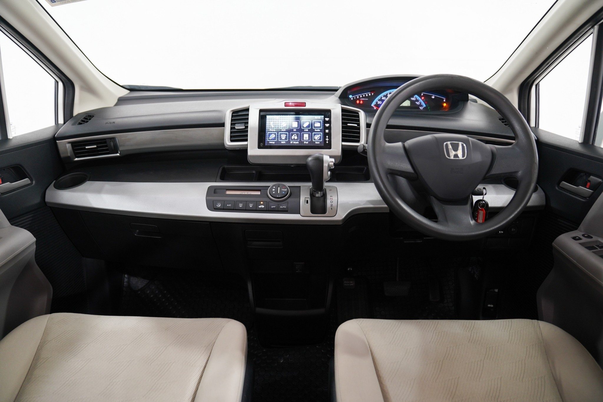 2010 HONDA FREED 1.5 E AT