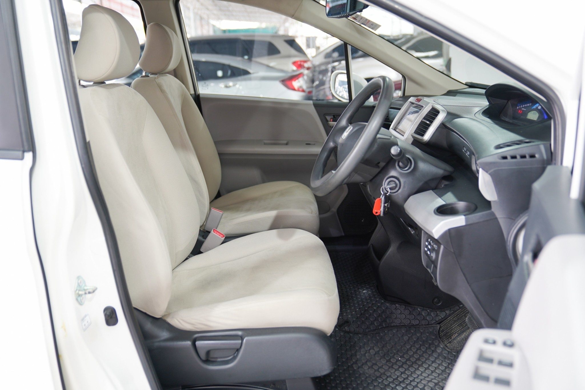 2010 HONDA FREED 1.5 E AT