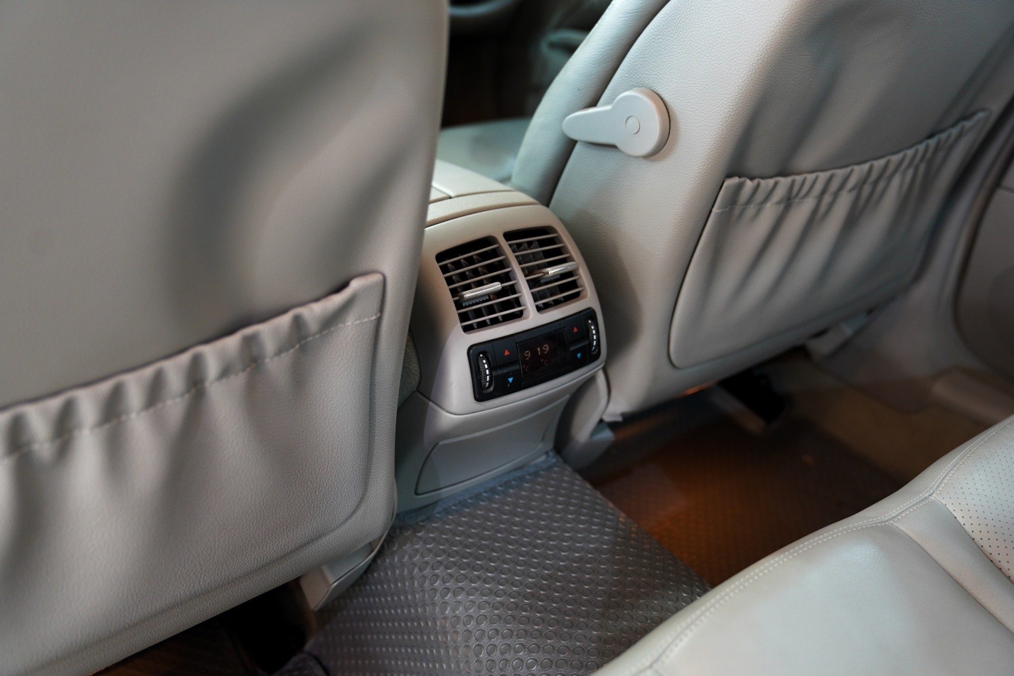 2005 BENZ E280 3.0 AVANTGARDE AT