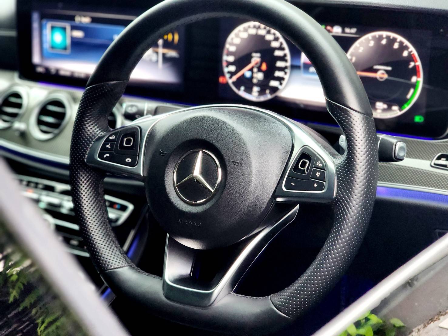 2019 Mercedes Benz E350e AMG Dynamic Plug-in Hybrid