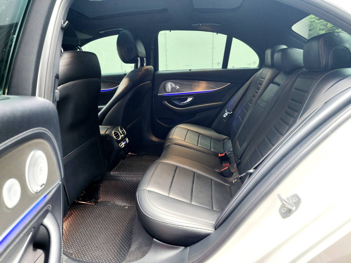 2019 Mercedes Benz E350e AMG Dynamic Plug-in Hybrid