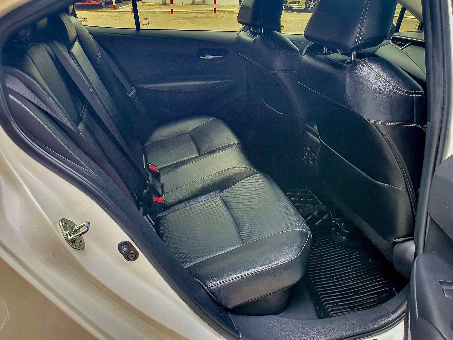 2019 TOYOTA COROLLA ALTIS 1.8 HYBRID