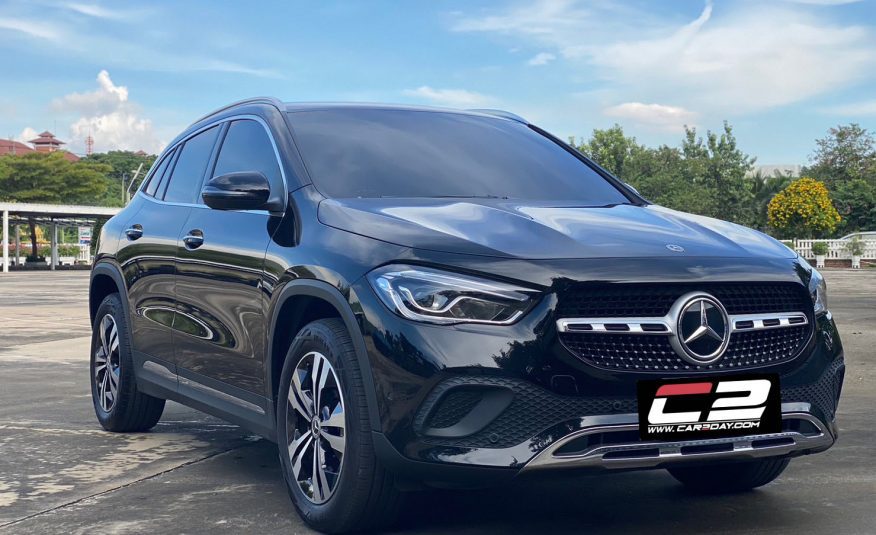 2021 Mercedes Benz GLA200 Progressive