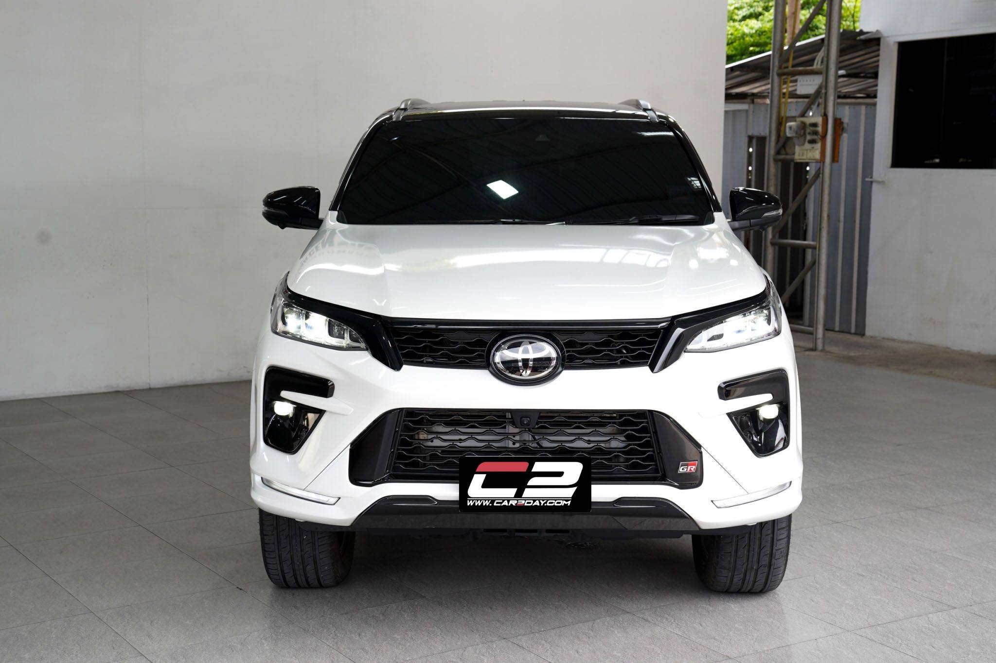 2022 TOYOTA FORTUNER 2.8 GR AT