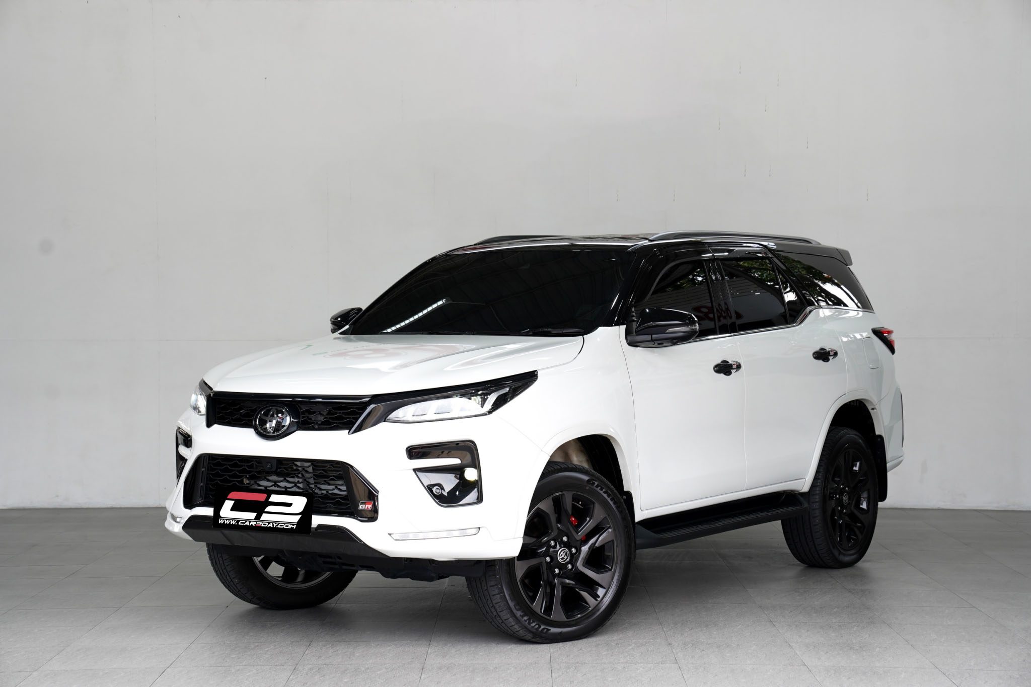 2022 TOYOTA FORTUNER 2.8 GR AT