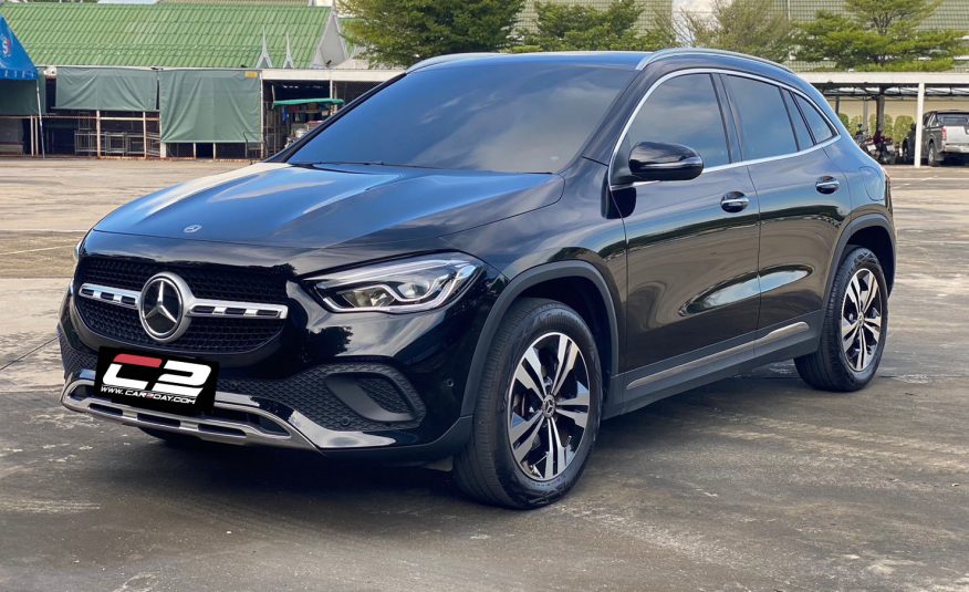 2021 Mercedes Benz GLA200 Progressive