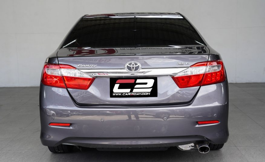 TOYOTA CAMRY 2.5 G AT