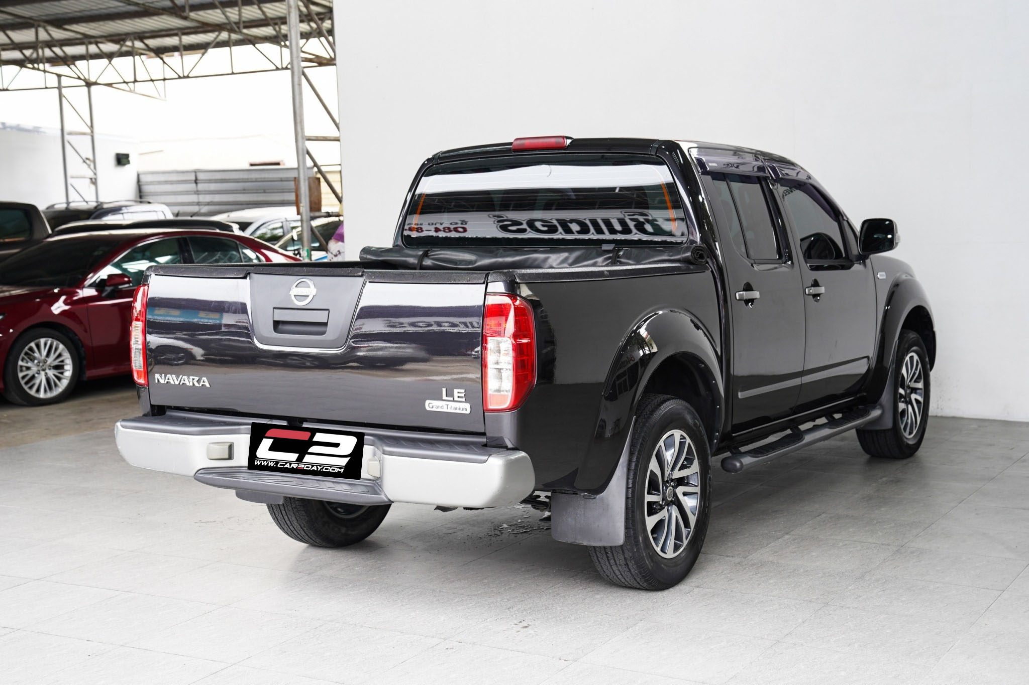 2012 NISSAN NAVARA DOUBLE CAB 2.5 LE GRAND TITANIUM MT