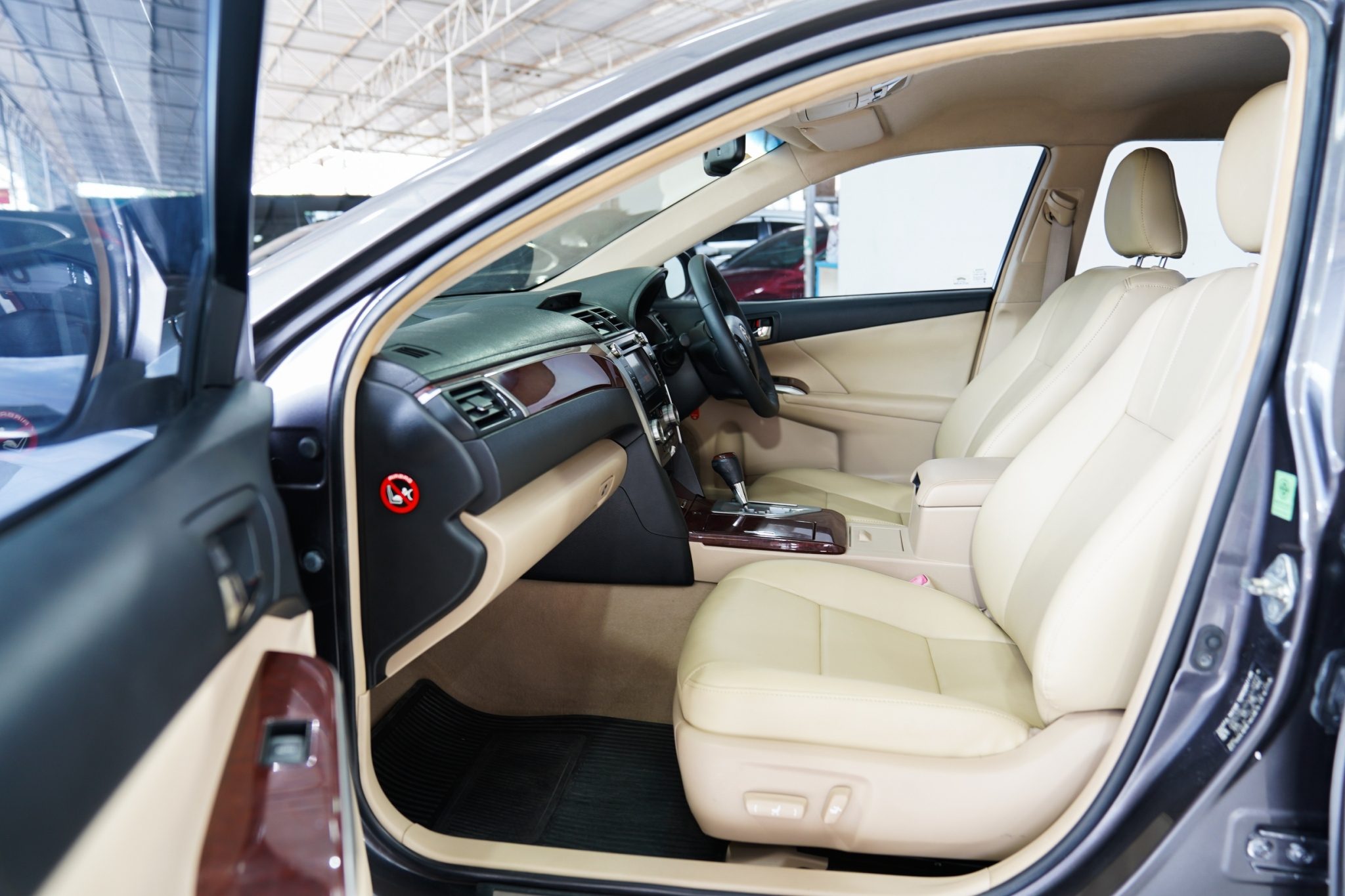 TOYOTA CAMRY 2.5 G AT