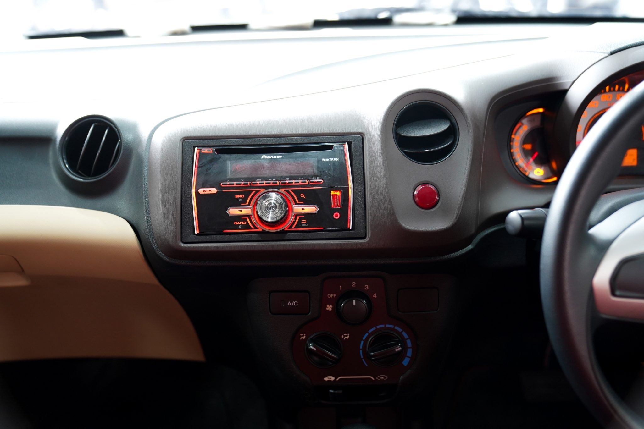 2012 HONDA BRIO 1.2 S AT