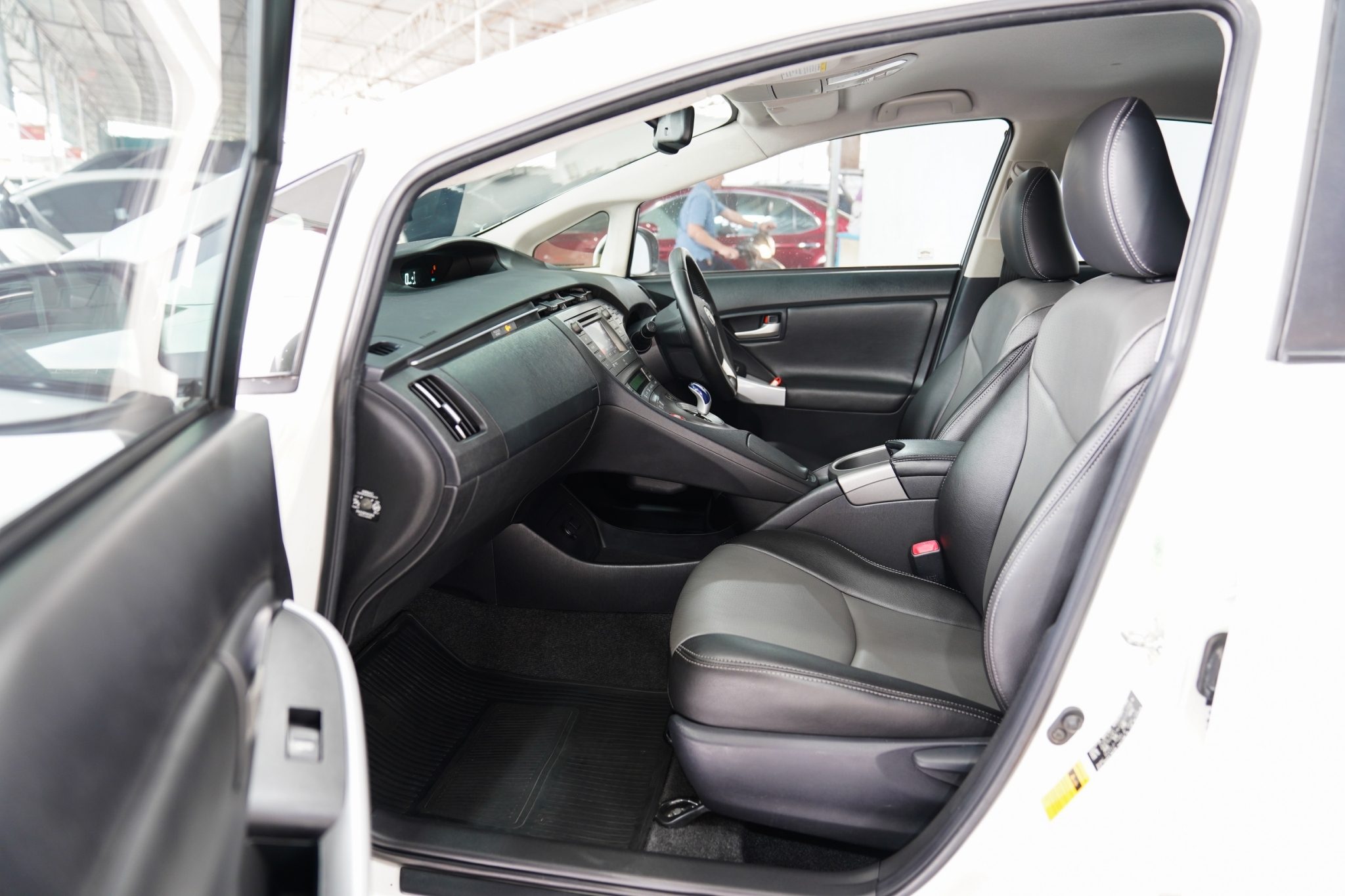 2012 TOYOTA PRIUS 1.8 HYBRID AT