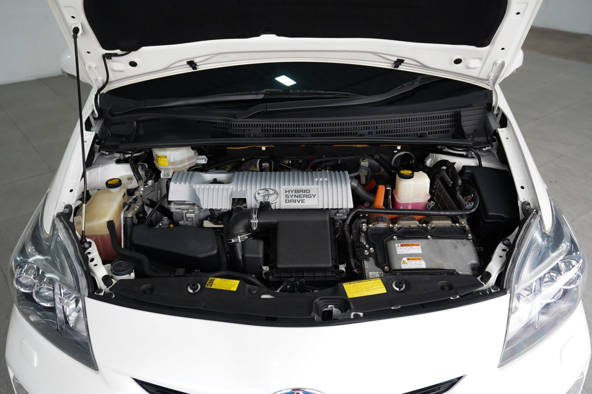 2012 TOYOTA PRIUS 1.8 HYBRID AT