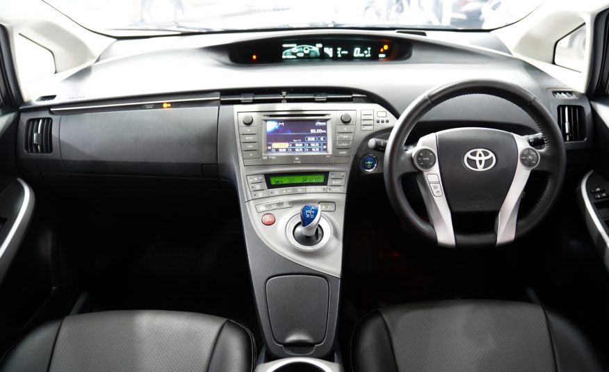 2012 TOYOTA PRIUS 1.8 HYBRID AT