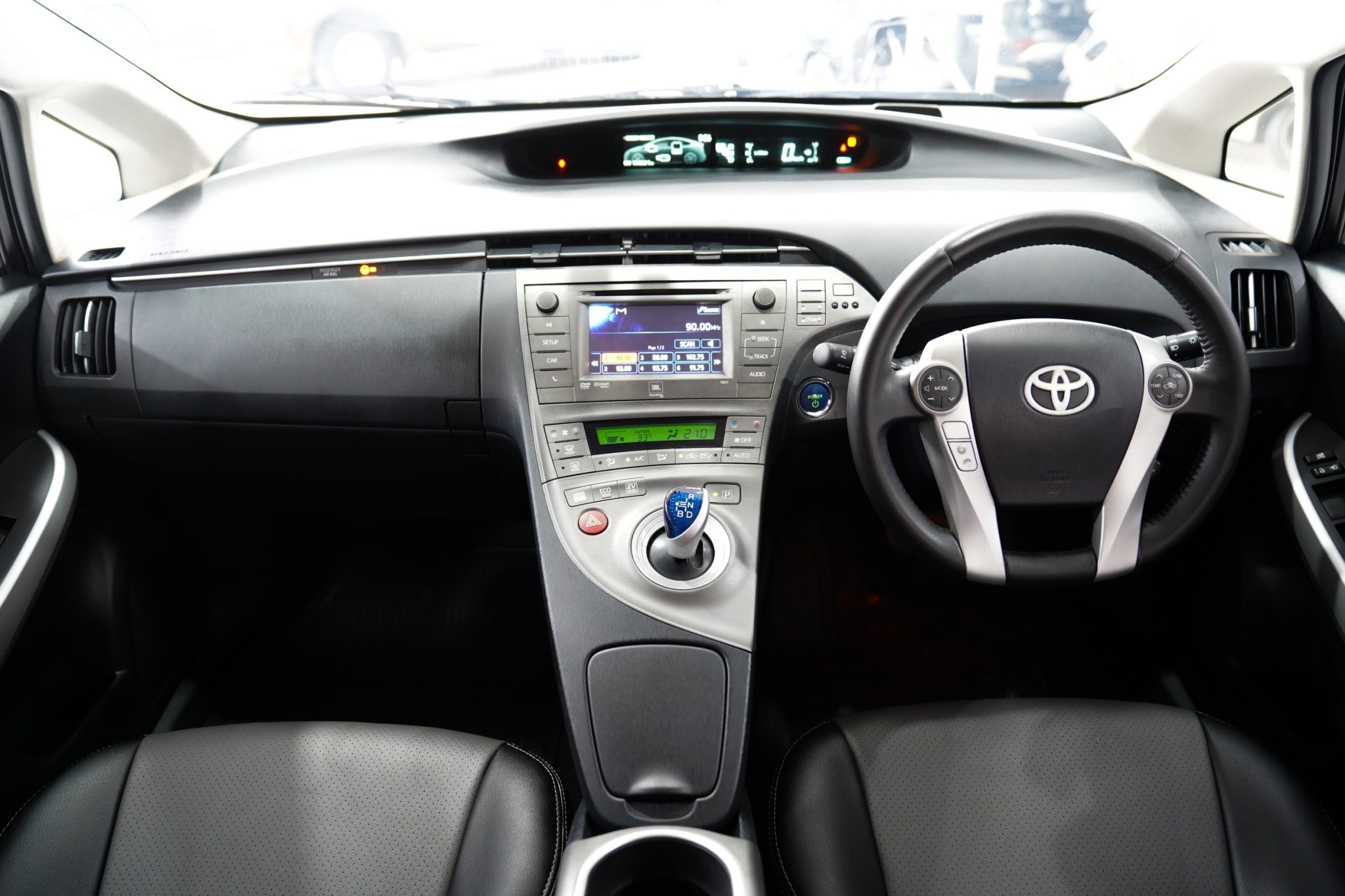 2012 TOYOTA PRIUS 1.8 HYBRID AT