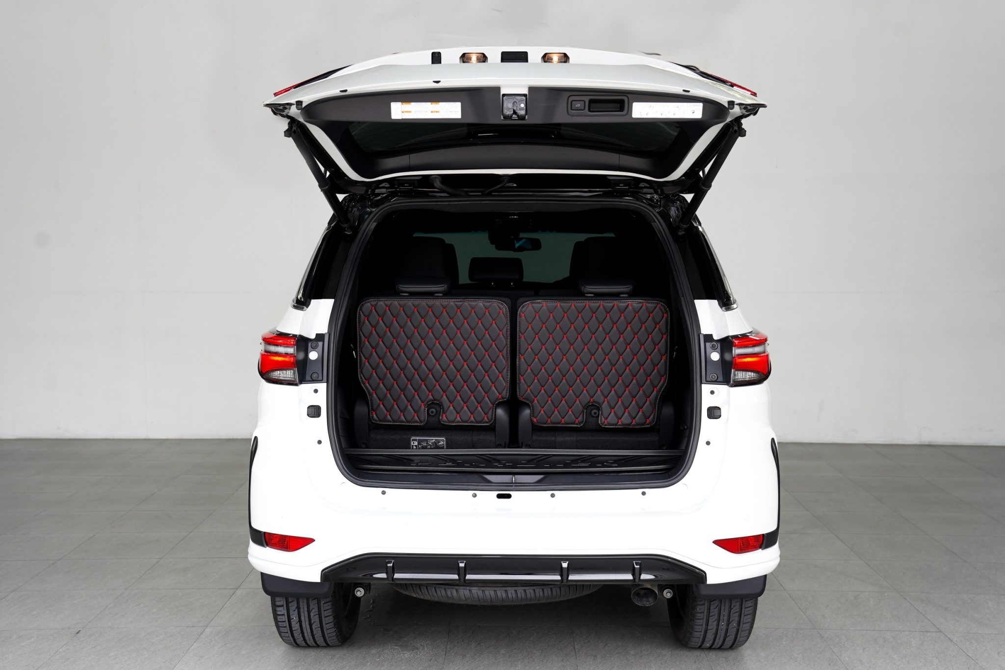 2022 TOYOTA FORTUNER 2.8 GR AT