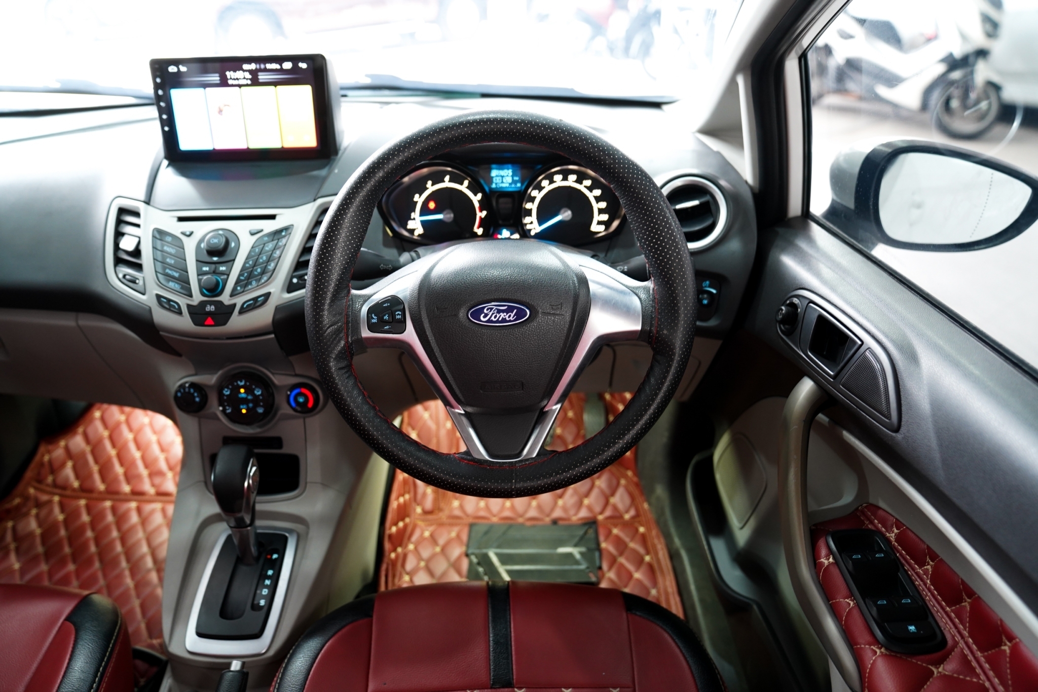 2014 FORD FIESTA 1.5 SPORT AT