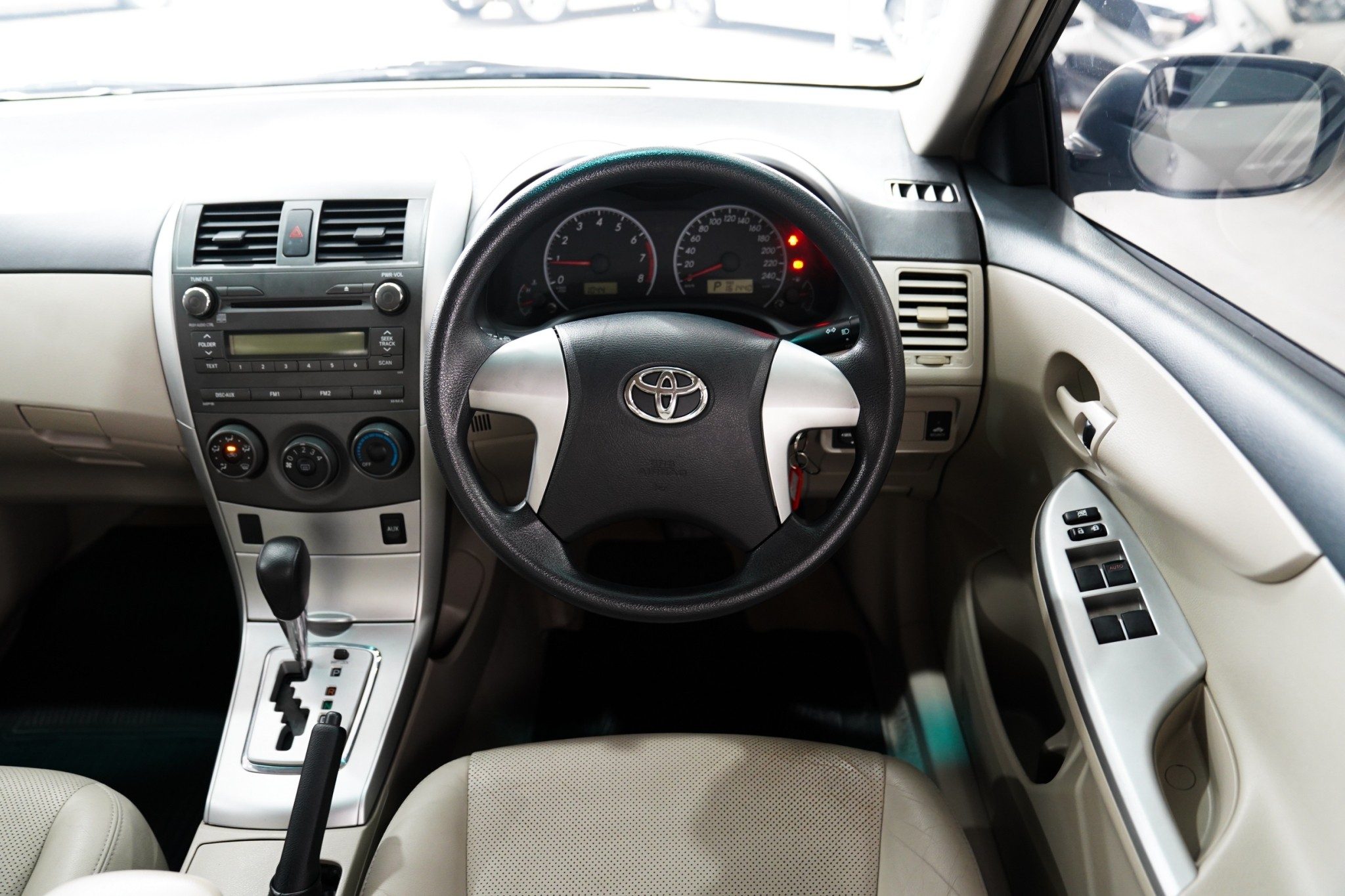 2012 TOYOTA ALTIS 1.6 G