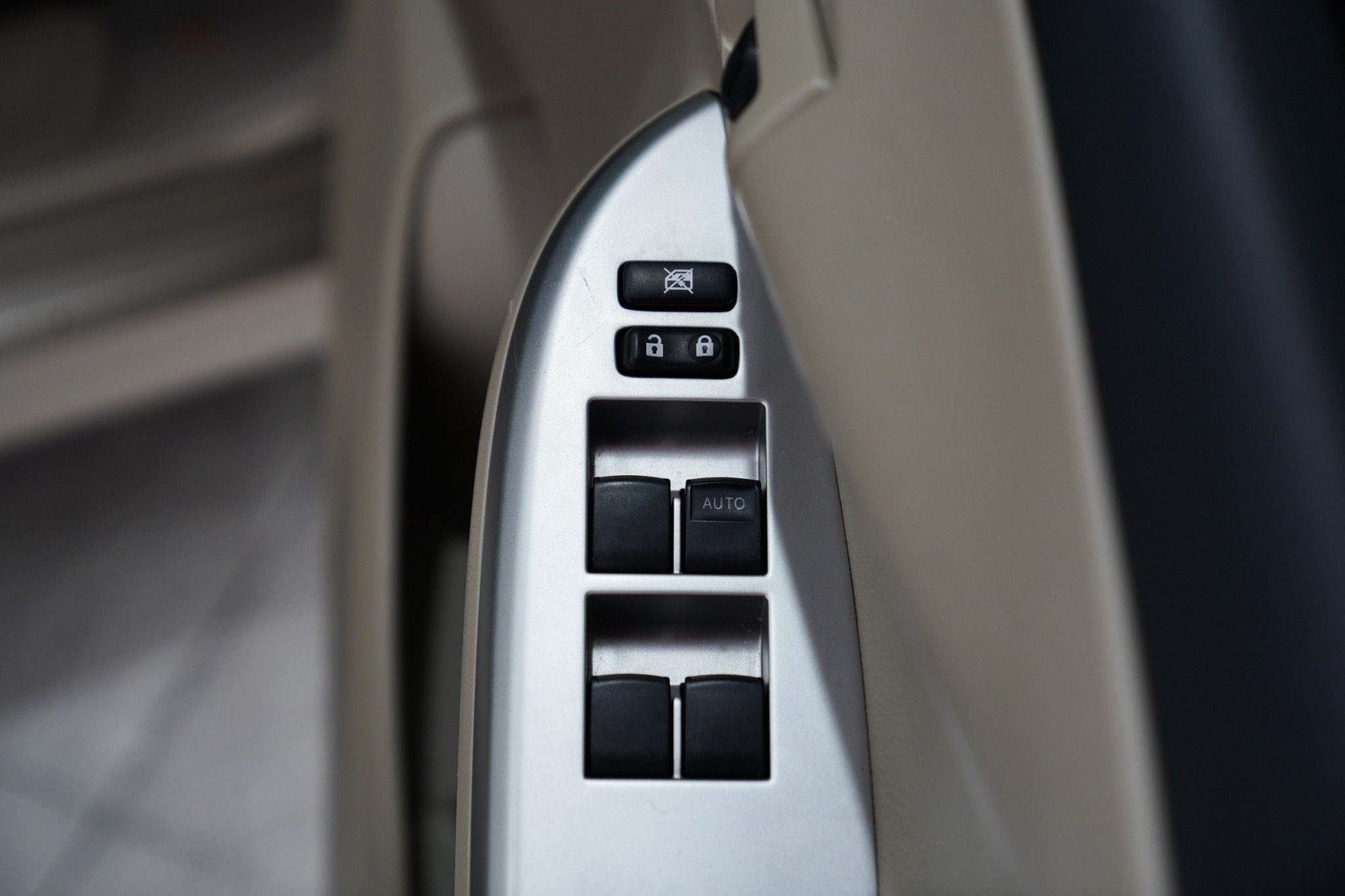2012 TOYOTA ALTIS 1.6 G