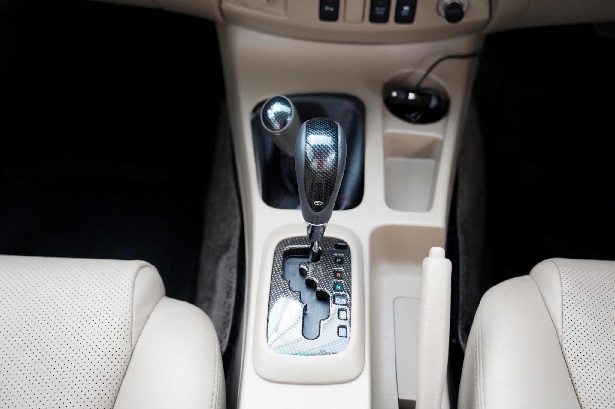 2011 TOYOTA FORTUNER 3.0 V TRD SPORTIVO V.N.TURBO AT/4WD