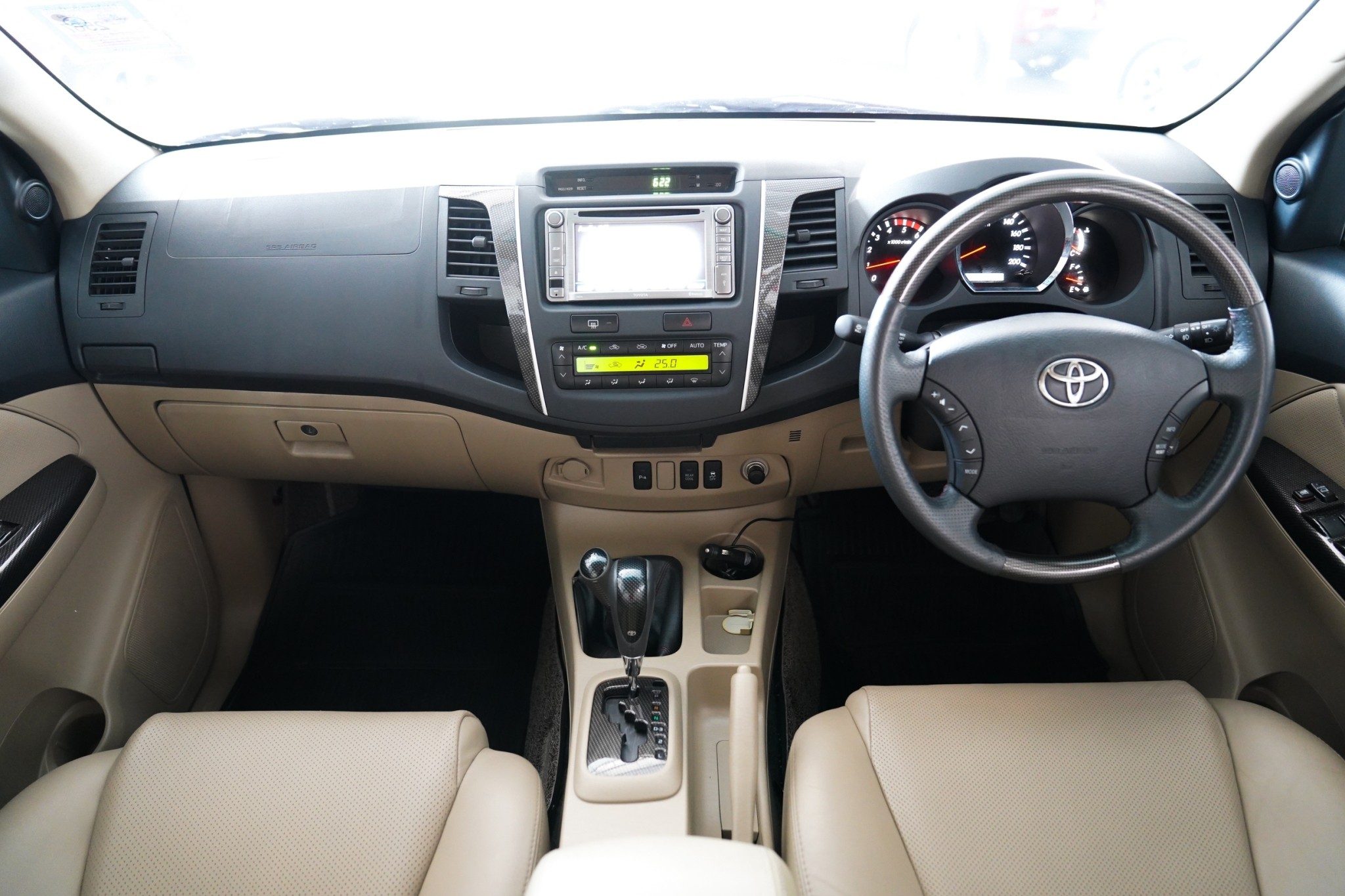 2011 TOYOTA FORTUNER 3.0 V TRD SPORTIVO V.N.TURBO AT/4WD