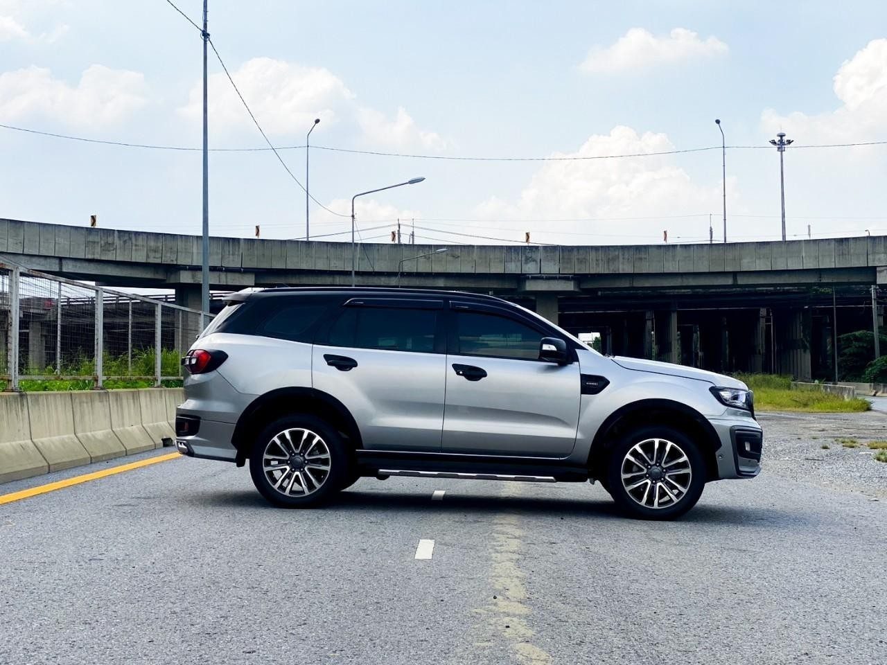 2019 FORD EVEREST 2.0 Turbo TITANIUM PLUS