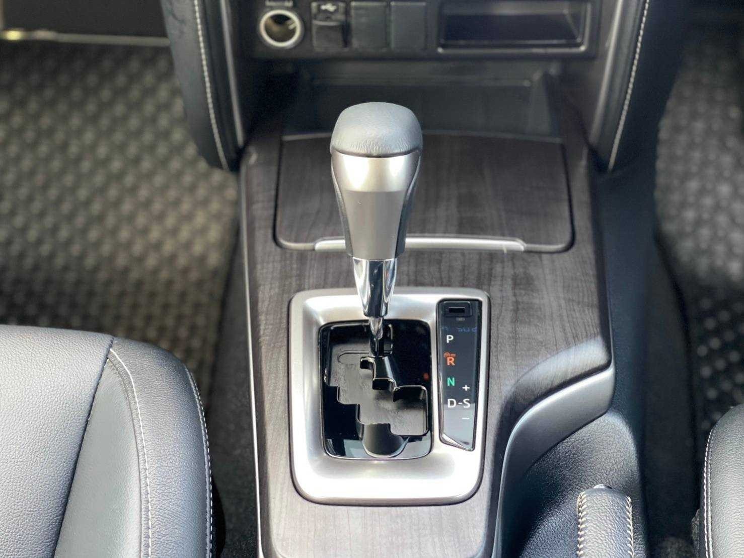 2021 TOYOTA FORTUNER 2.4 G Lesgender