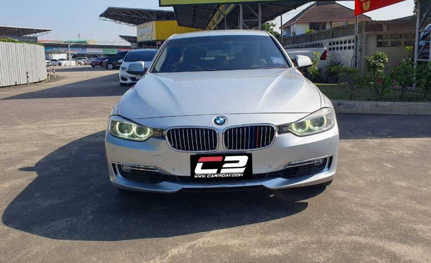 2015 BMW SERIES 3 320i LUXURY