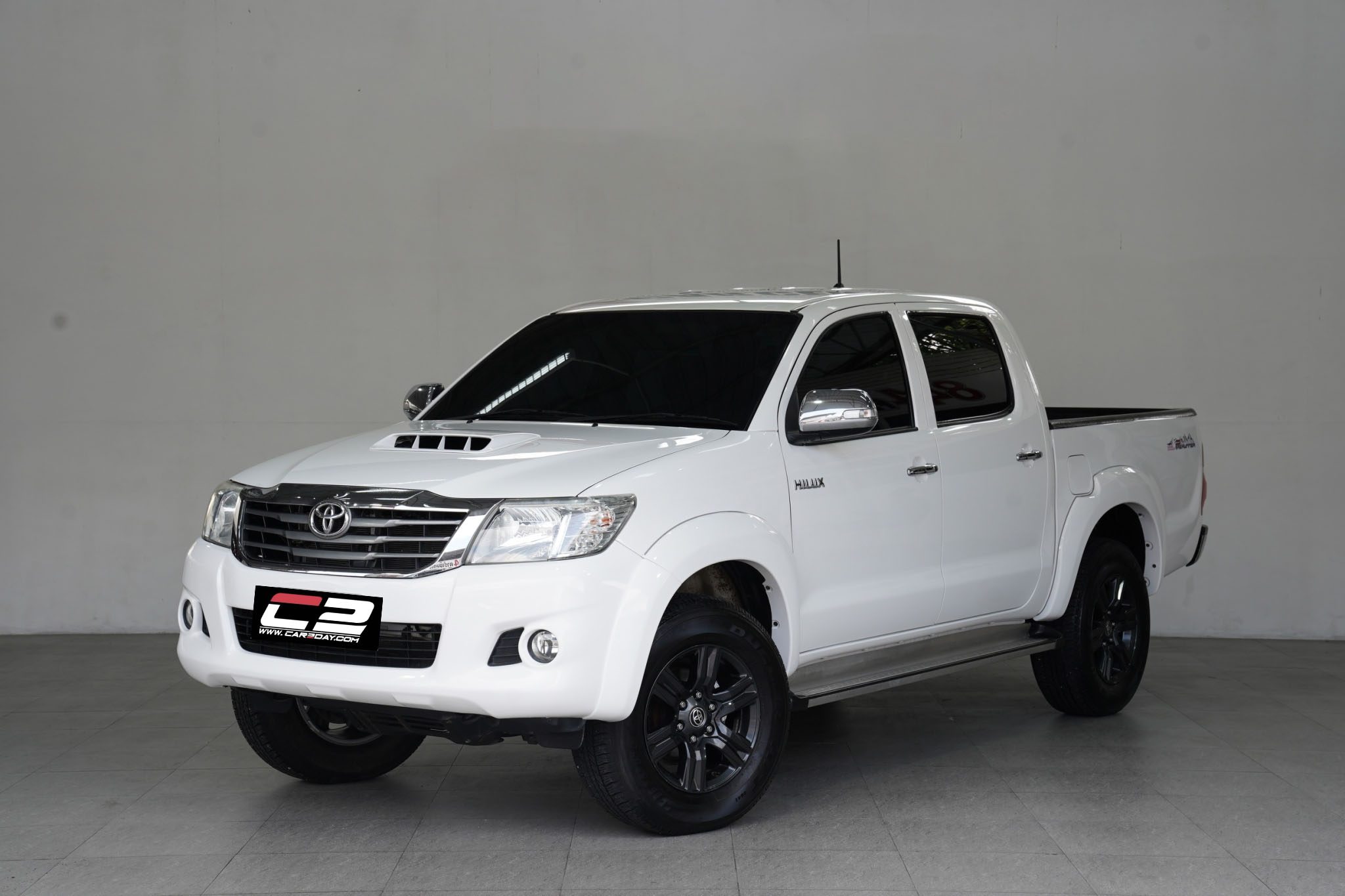 2014 TOYOTA HILUX VIGO 2.5 E MT