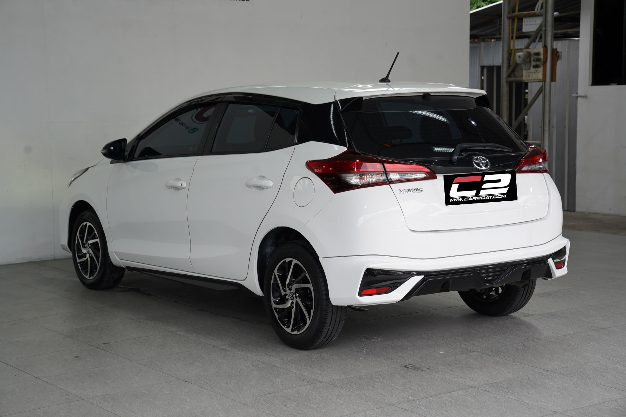 2022 TOYOTA YARIS 1.2 SPORT AT