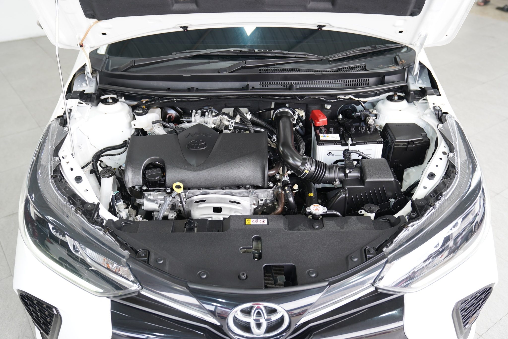 2022 TOYOTA YARIS 1.2 SPORT AT