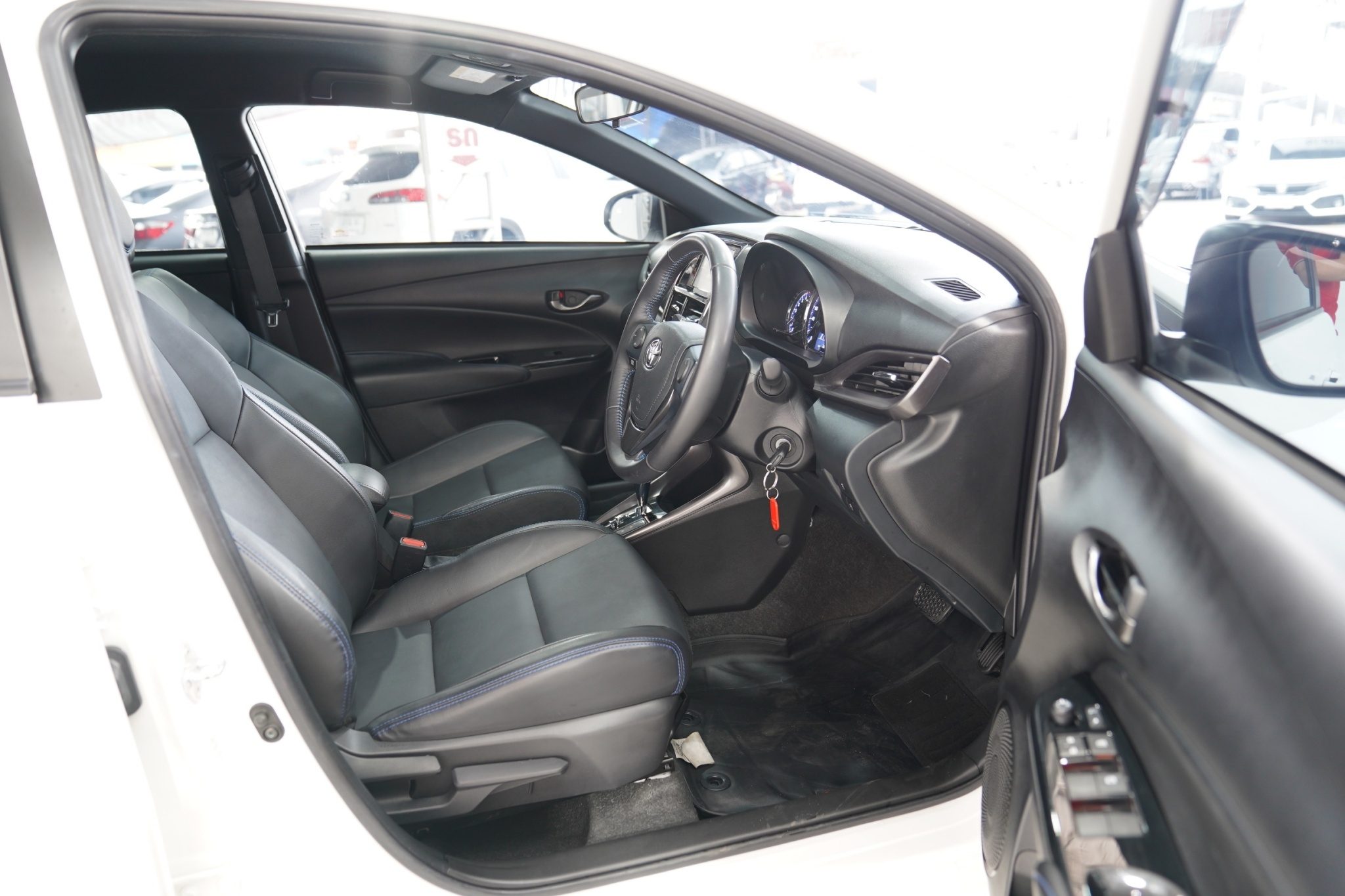 2022 TOYOTA YARIS 1.2 SPORT AT