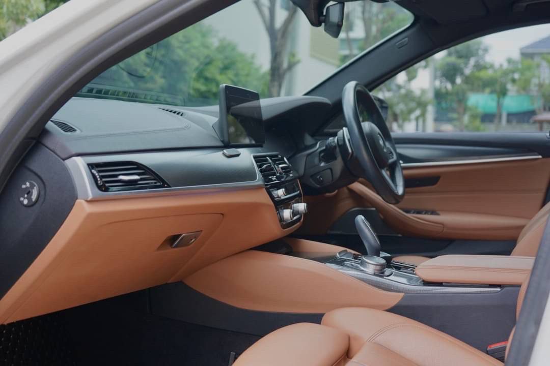 2021 BMW 530e 2.0M SPORT PLUG IN HYBRID LCI G30