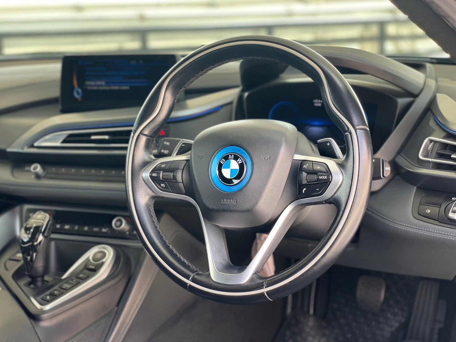 2016 BMW I8
