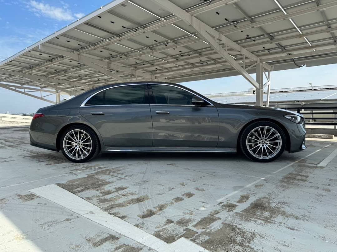 2022 Mercedes Benz S580e AMG Premium