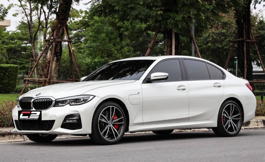 2020 BMW 330e M Sport