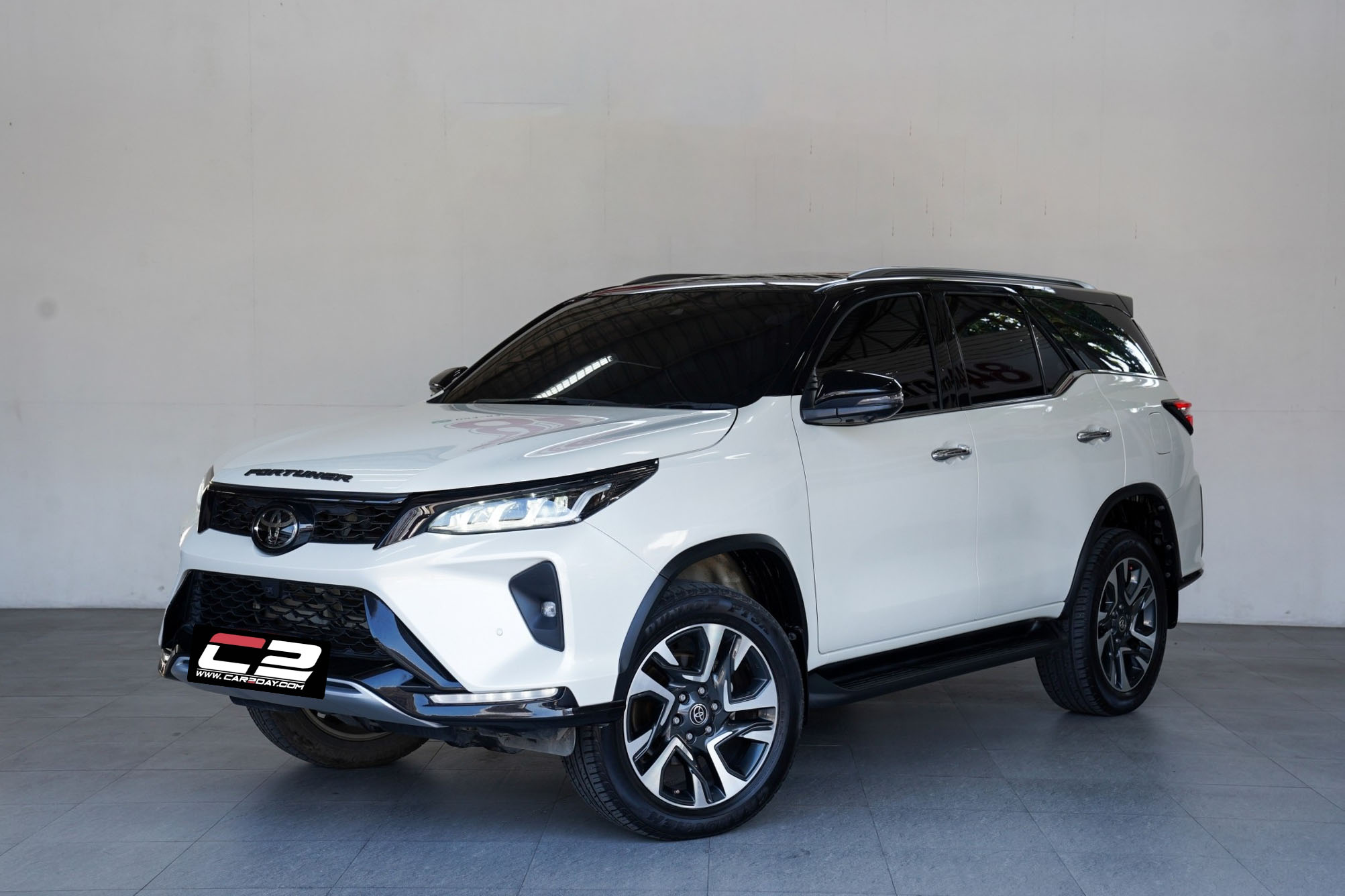 2012 TOYOTA FORTUNER 2.8 LEGENDER AT