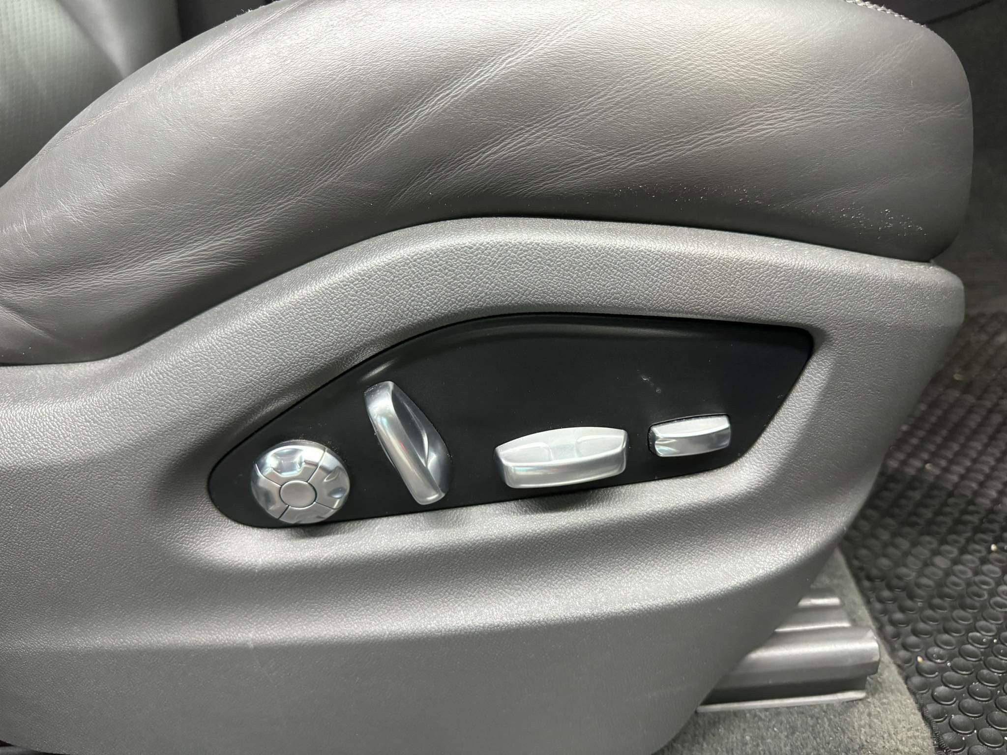 2021 PORSCHE Cayenne Coupe