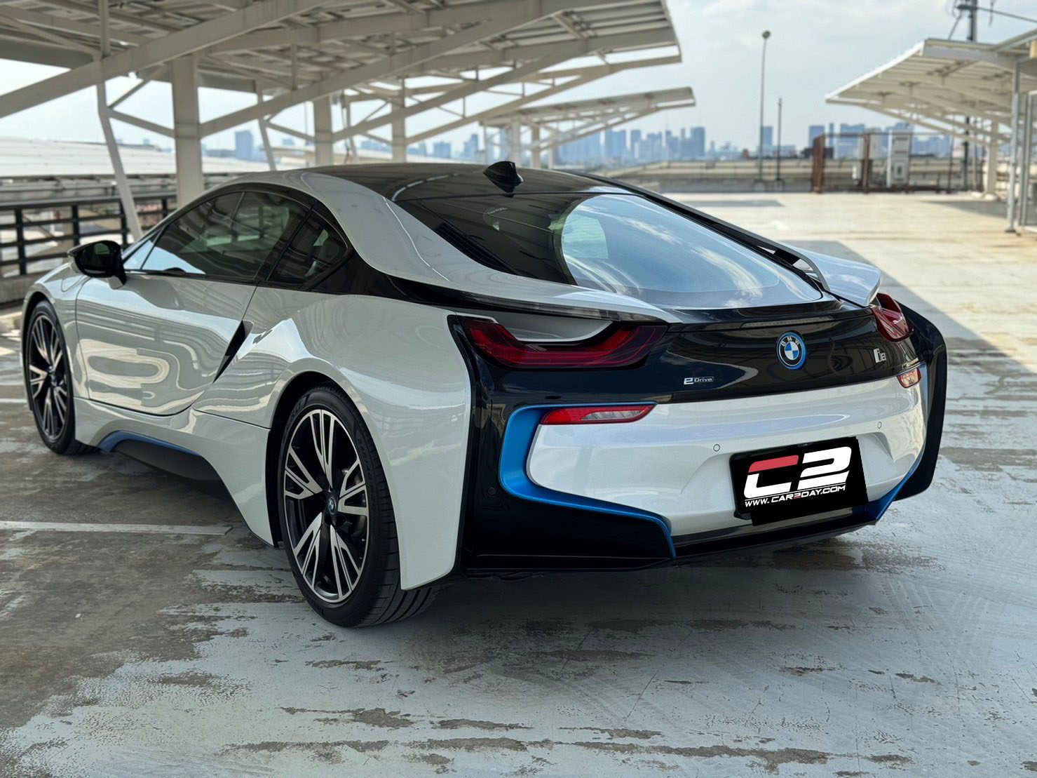 2016 BMW I8