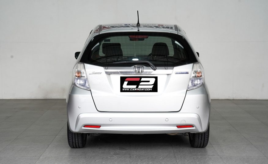 2013 HONDA JAZZ 1.3 HYBRID AT