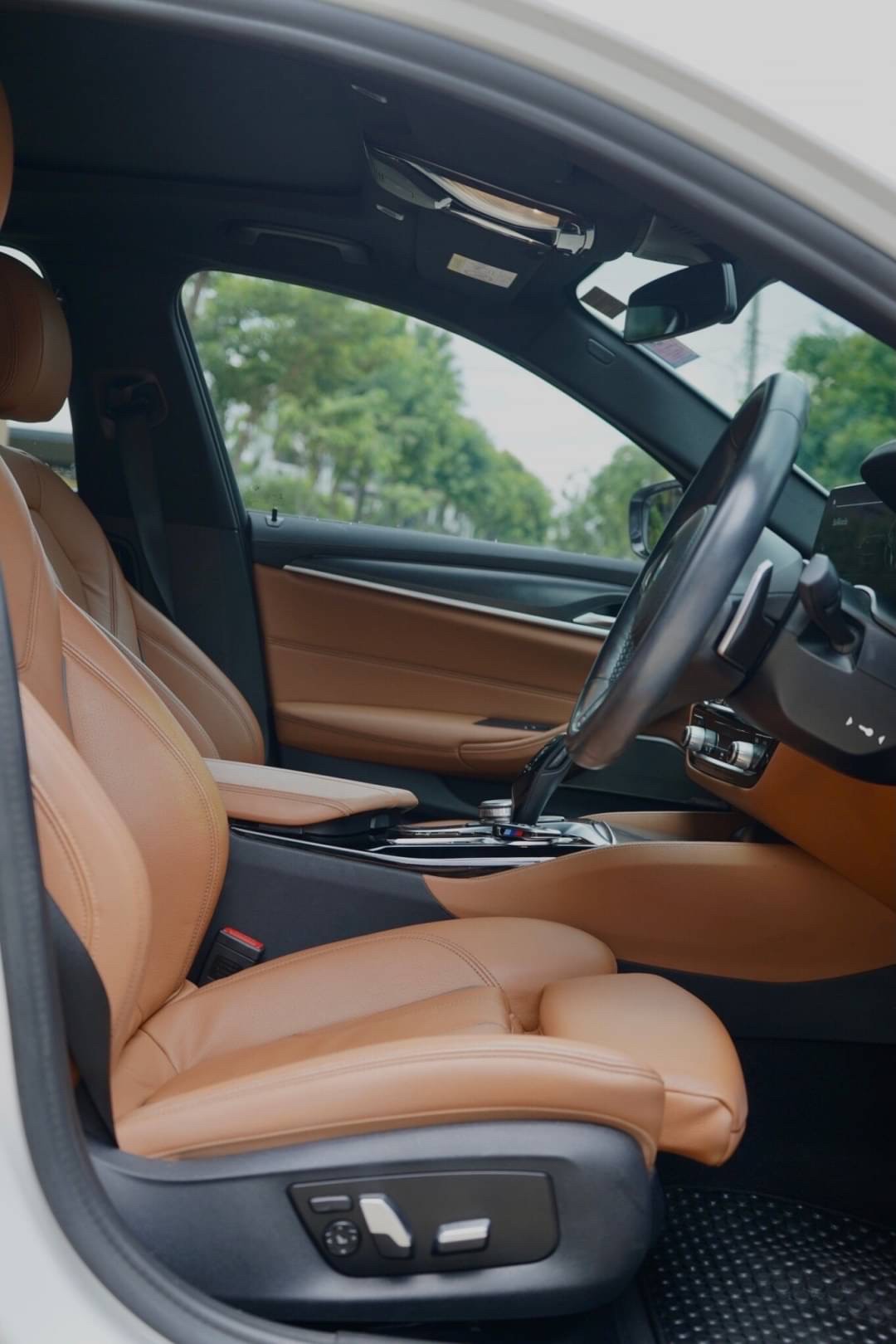 2021 BMW 530e 2.0M SPORT PLUG IN HYBRID LCI G30