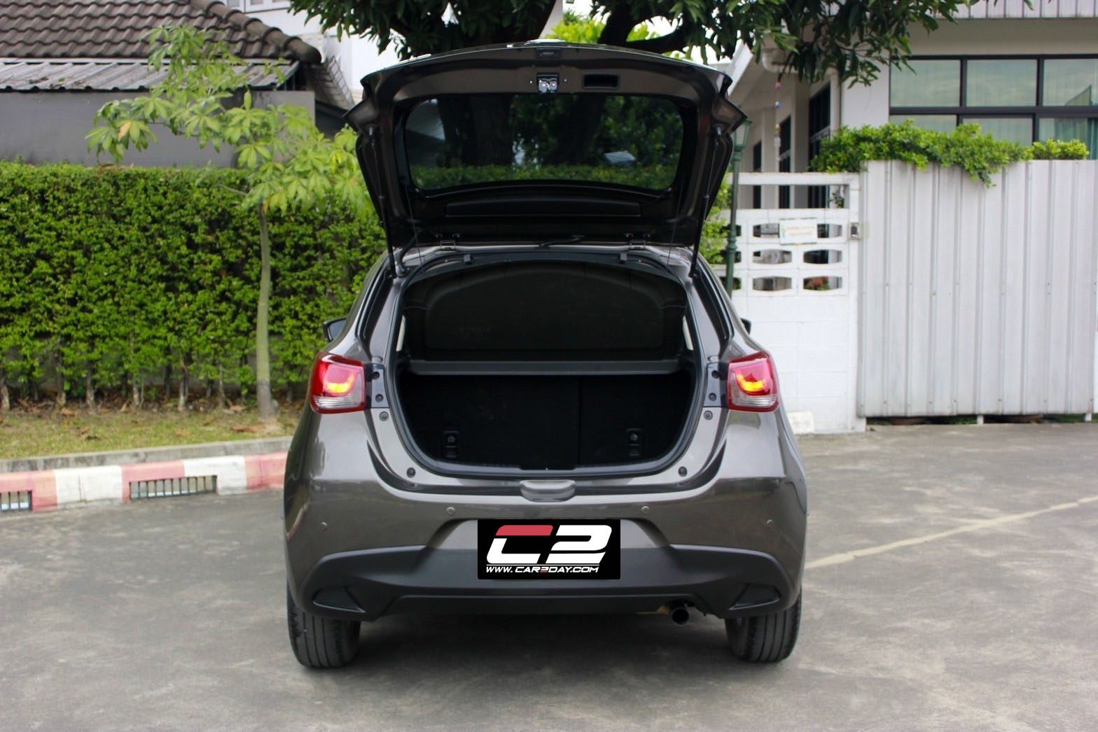 2018 MAZDA MAZDA2 1.3 Sports High
