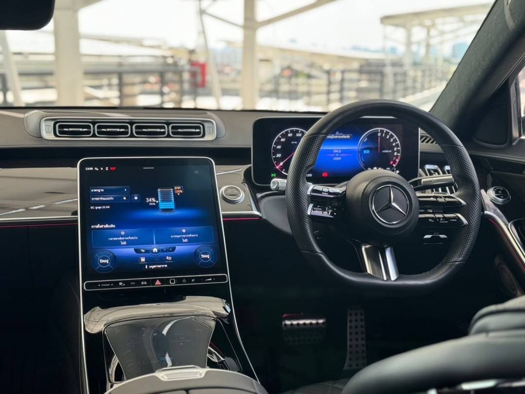 2022 Mercedes Benz S580e AMG Premium