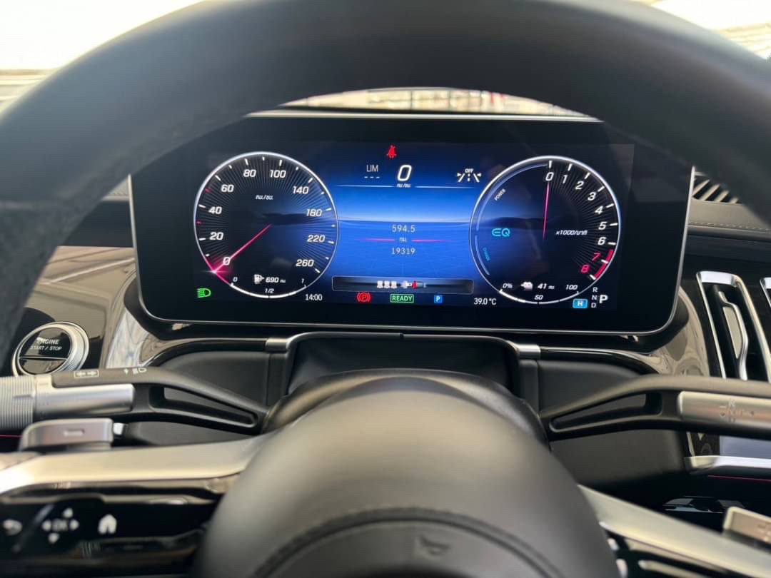 2022 Mercedes Benz S580e AMG Premium
