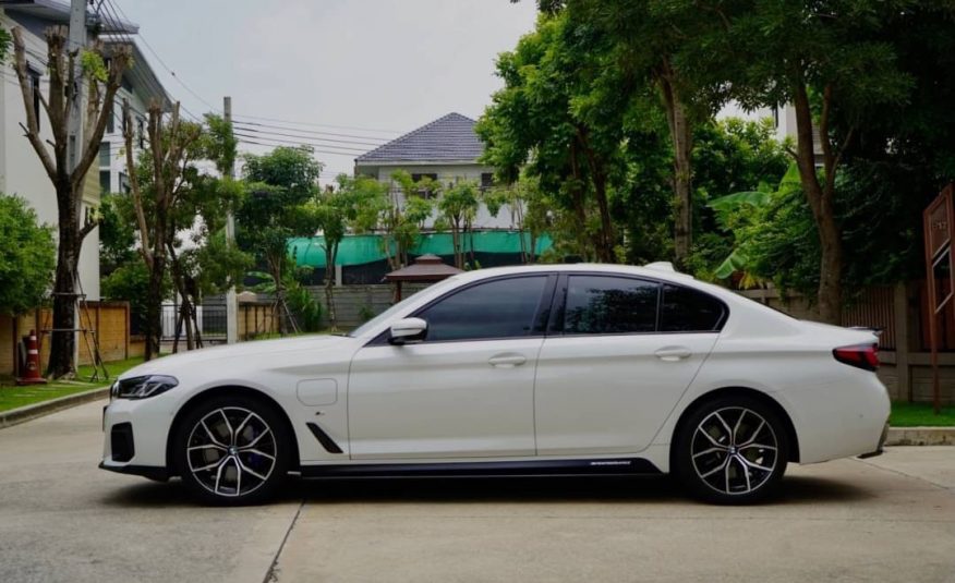 2021 BMW 530e 2.0M SPORT PLUG IN HYBRID LCI G30