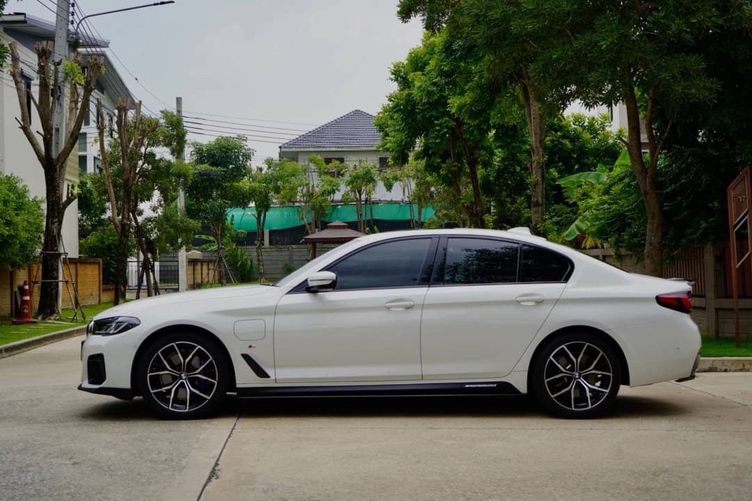 2021 BMW 530e 2.0M SPORT PLUG IN HYBRID LCI G30